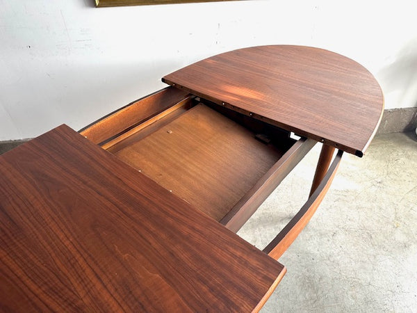 オーバルエクステンションテーブル