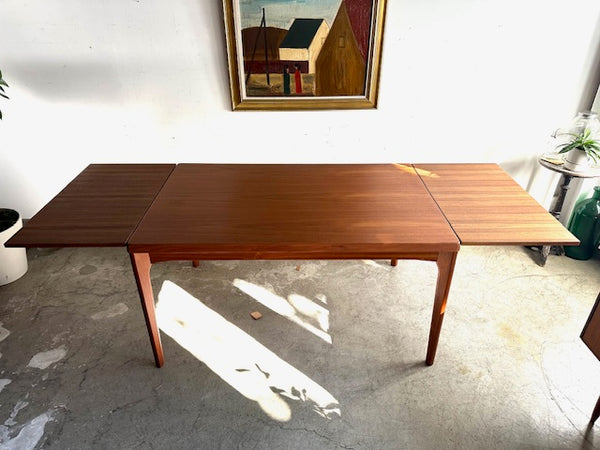 ドローリーフテーブル by Henning Kjaernulf for Vejle Stole & Mobelfabrik