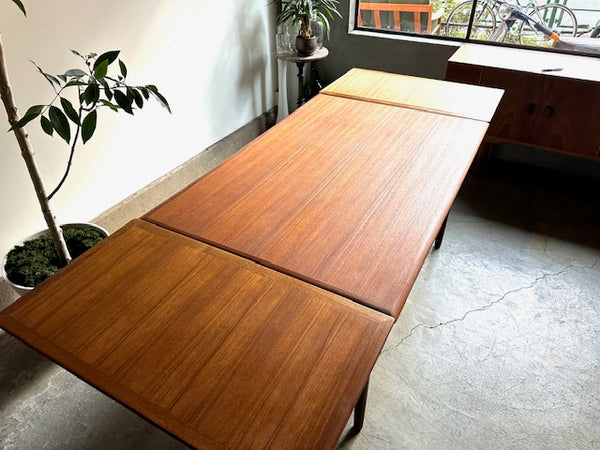 ドローリーフテーブル