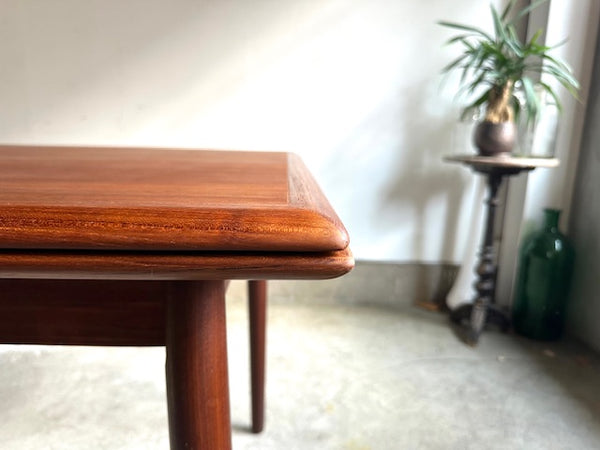 ドローリーフテーブル