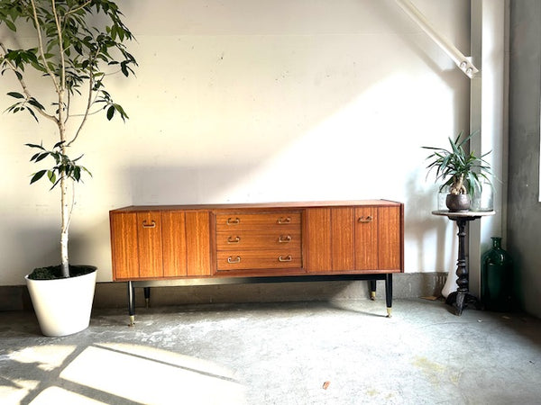 サイドボード by G-PLAN "Tola & Black"