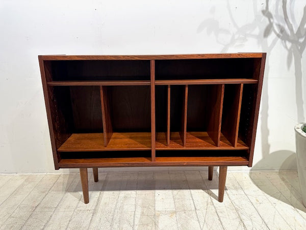 ブックシェルフ