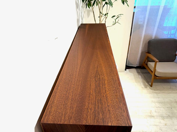 ブックシェルフ