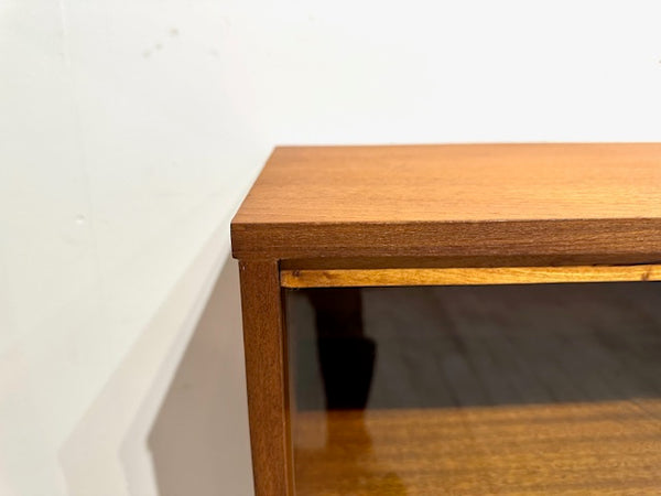 ディスプレイキャビネット