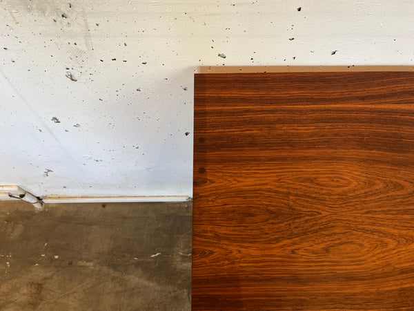 キャビネット
