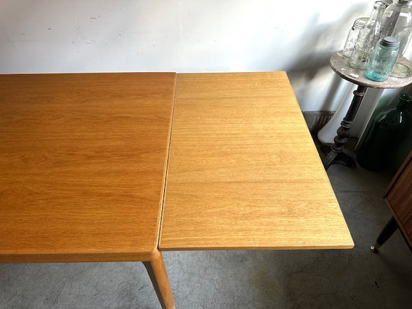 ドローリーフテーブル by Henning Kjaernulf for Vejle Mobelfabrik