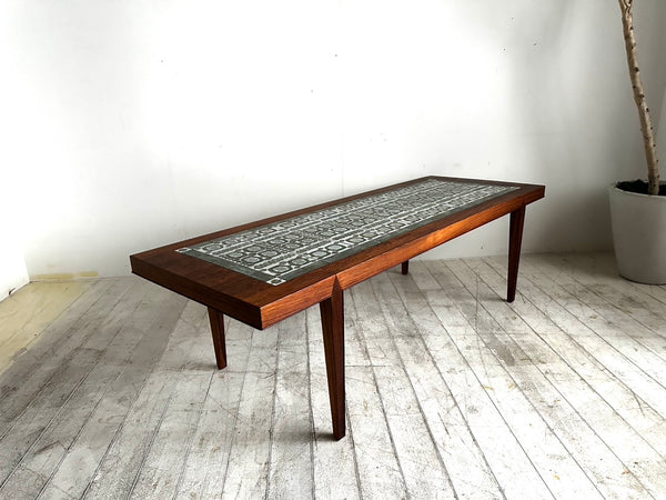 タイルトップセンターテーブル by Severin Hansen Jr for Haslev with Royal Copenhagen "TENERA"