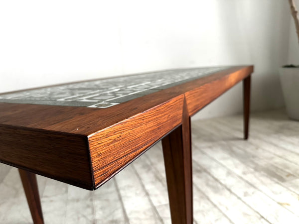 タイルトップセンターテーブル by Severin Hansen Jr for Haslev with Royal Copenhagen "TENERA"