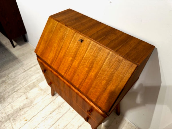 ライティングビューロー