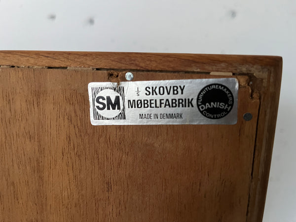 ブックシェルフ by SKOVBY