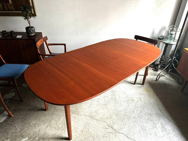 ダイニングセット "Rungstedlund" by Ole Wanscher for Poul Jeppesen Møbelfabrik