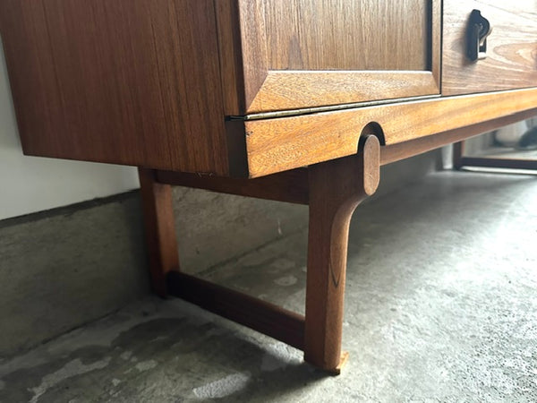 サイドボード
