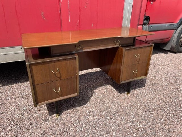 ドレッサーチェスト by G-PLAN