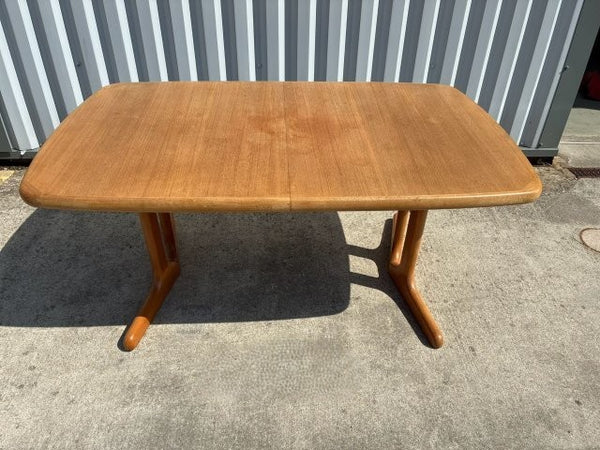 エクステンションテーブル