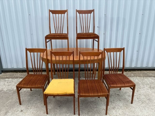 オーバルエクステンションテーブル&ダイニングチェア