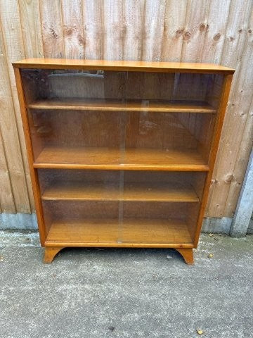 ディスプレイキャビネット