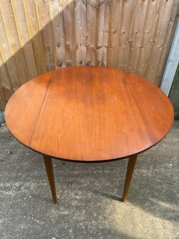 バタフライテーブル