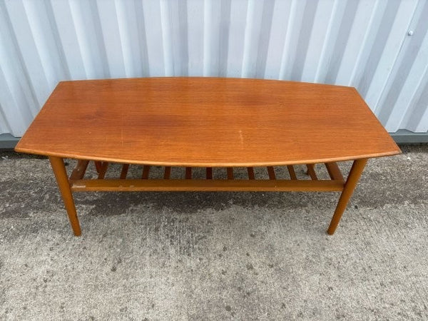 コーヒーテーブル